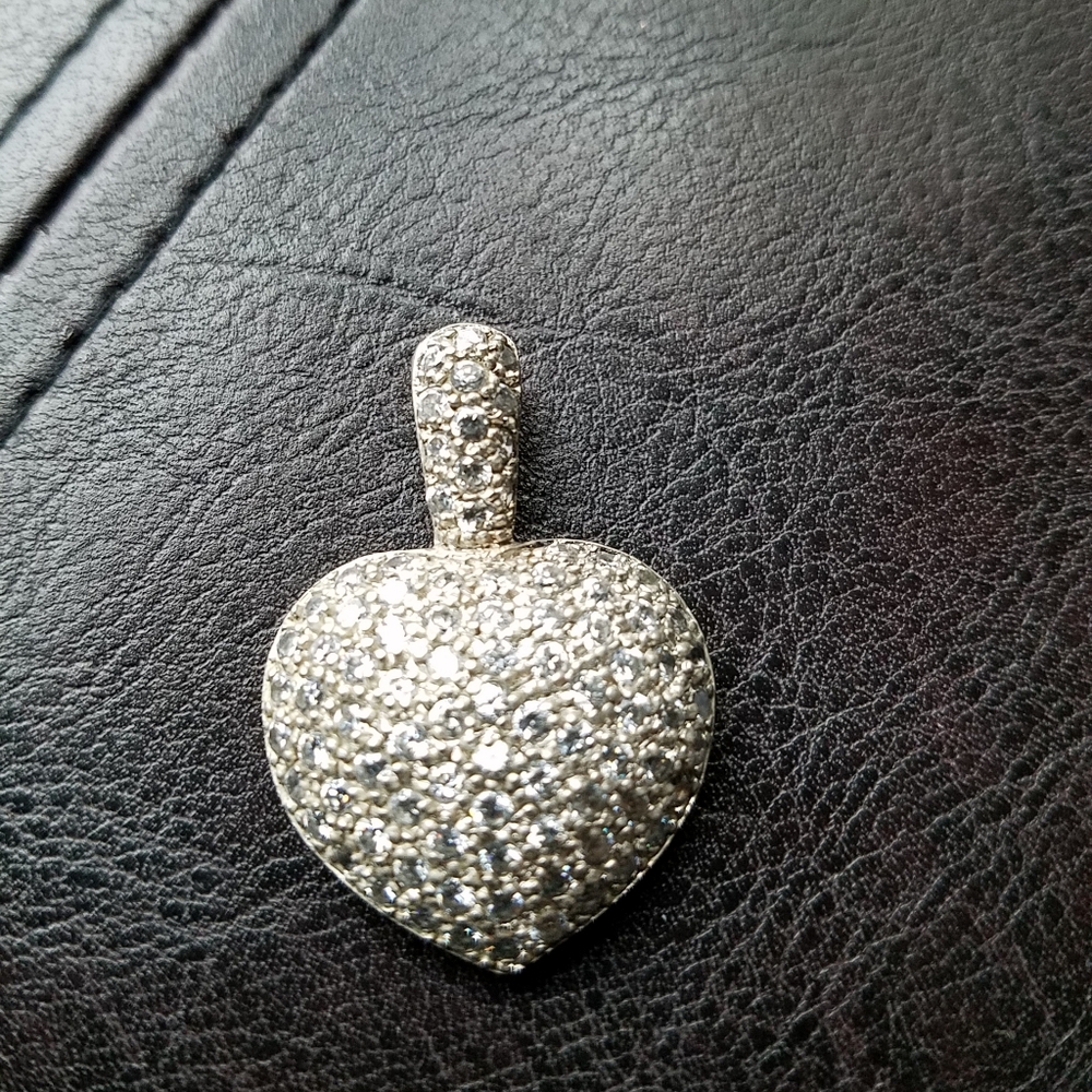 ~SOLD~ Sterling Silver Puff Heart Pendant